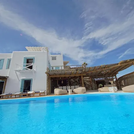 Zinas Villa