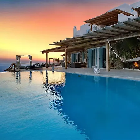 Zinas Villa *
